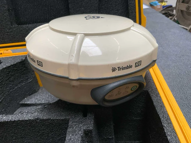 Trimble r8 gnss set - afbeelding 5 van  6