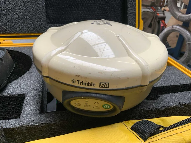 Trimble r8 gnss set - afbeelding 5 van  6