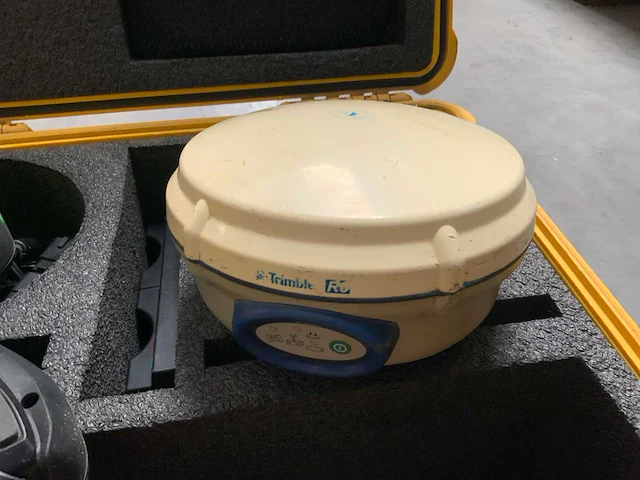 Trimble r8 gnss set - afbeelding 5 van  6