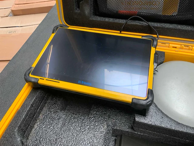 Trimble r8s gnss set - afbeelding 2 van  6