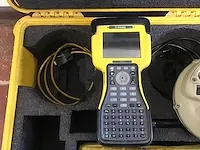 Trimble tsc2 + r8 gnss rover set - afbeelding 5 van  8