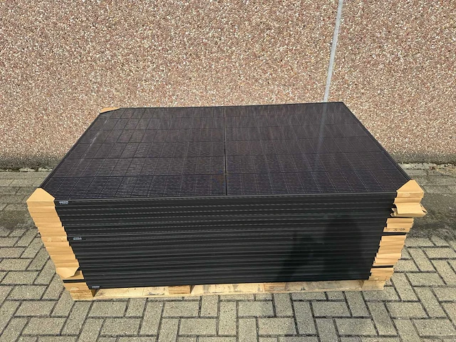 Trina - set van 20 zonnepanelen (445 wp) met goodwe gw8k et plus 8kw hybride omvormer - afbeelding 2 van  12