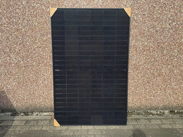 Trina - set van 20 zonnepanelen (445 wp) met goodwe gw8k et plus 8kw hybride omvormer - afbeelding 6 van  12