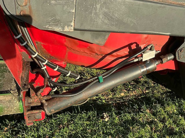 Trioliet triomix 1200 voermengwagen - afbeelding 7 van  26