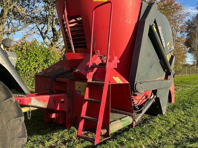 Trioliet triomix 1200 voermengwagen - afbeelding 10 van  26