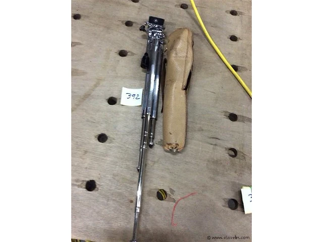 Tripod + etui - afbeelding 1 van  3
