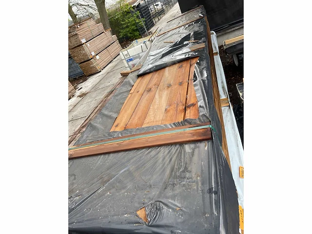 Tripple design bruin gemodificeerd 18x142mm, lengte 510cm (210x) - afbeelding 1 van  3
