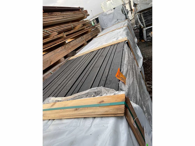 Tripple design zwart gemodificeerd 18x142mm, lengte 510cm (210x) - afbeelding 1 van  3