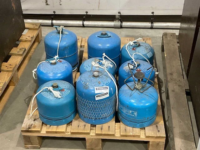 Tristar portacook 3 gas kookplaat en gasflessen (28x) - afbeelding 8 van  8