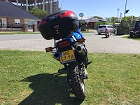 Triumph - all-road - tiger 900 - motorfiets - afbeelding 16 van  21