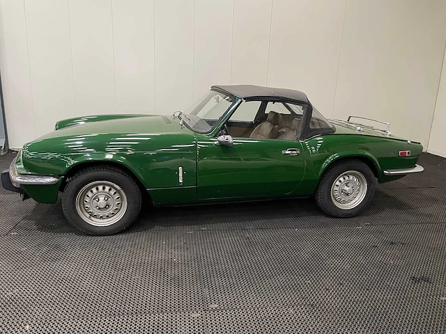 Triumph - spitfire - 1500 soft top + hard top - oldtimer - 1977 - afbeelding 34 van  45