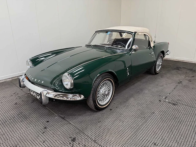 Triumph - spitfire - mk3 - 1500 - cabriolet - soft top - oldtimer - 1968 - afbeelding 14 van  49
