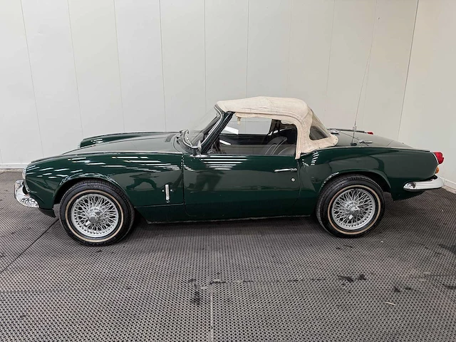 Triumph - spitfire - mk3 - 1500 - cabriolet - soft top - oldtimer - 1968 - afbeelding 19 van  49