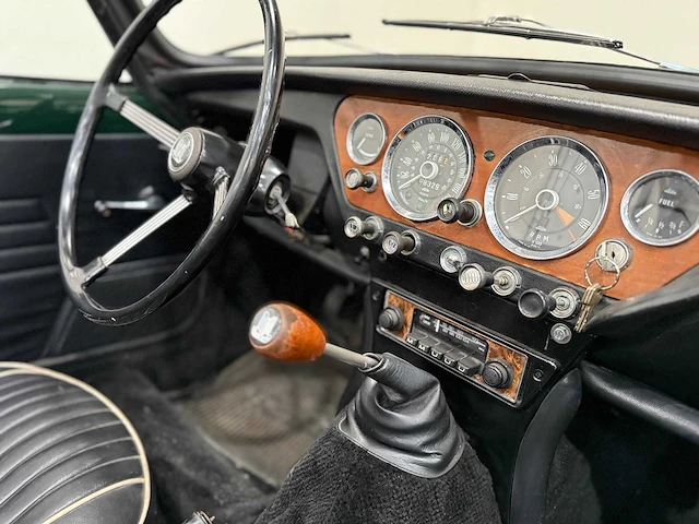 Triumph - spitfire - mk3 - 1500 - cabriolet - soft top - oldtimer - 1968 - afbeelding 30 van  49