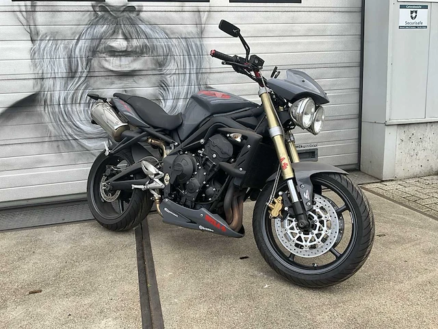 Triumph - street triple r 675 - streetfighter motorfiets - afbeelding 12 van  20