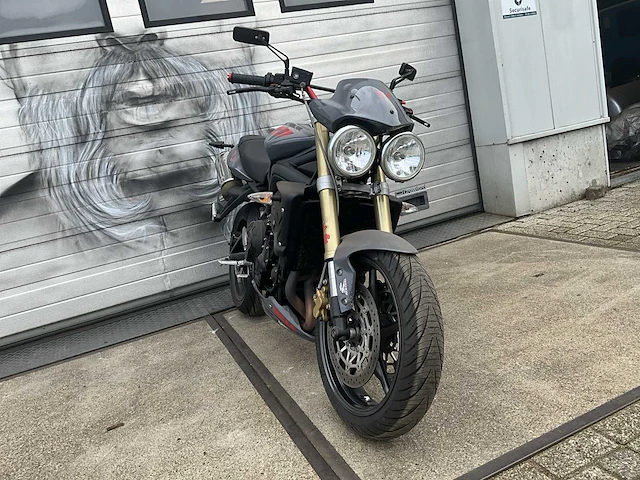 Triumph - street triple r 675 - streetfighter motorfiets - afbeelding 19 van  20