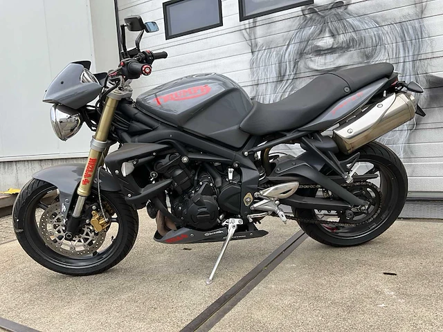 Triumph - street triple r 675 - streetfighter motorfiets - afbeelding 20 van  20
