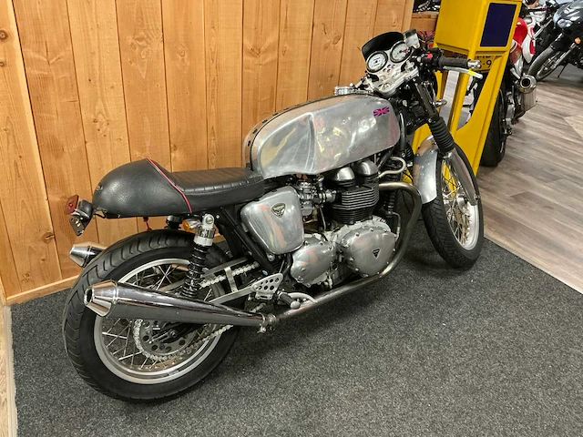 Triumph 900 motorfiets - afbeelding 9 van  16