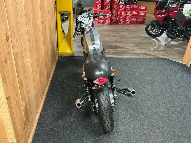 Triumph 900 motorfiets - afbeelding 13 van  16