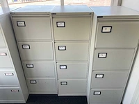 Triumph ladenkast - afbeelding 1 van  1