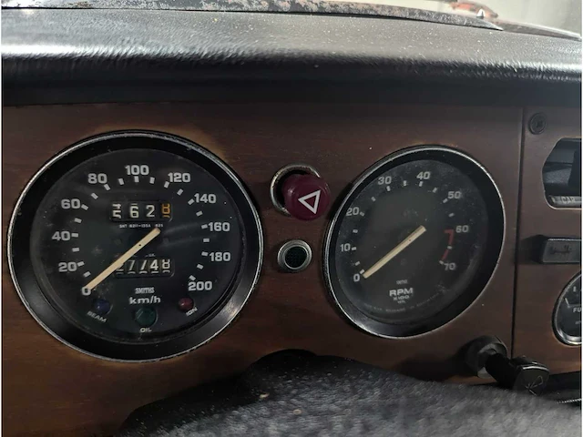 Triumph spitfire 1500 soft top, fp88rr - afbeelding 2 van  27