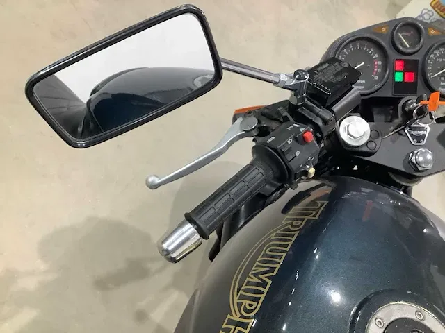 Triumph trident motor - afbeelding 9 van  19