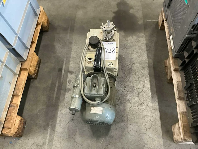 Trivac d8a vacuümpomp - afbeelding 2 van  8