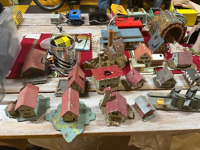 Trix expres - model making - afbeelding 12 van  26