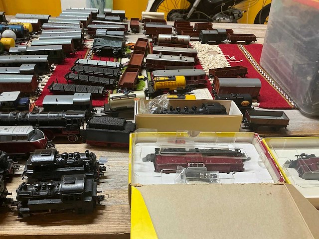 Trix expres - model making - afbeelding 17 van  26