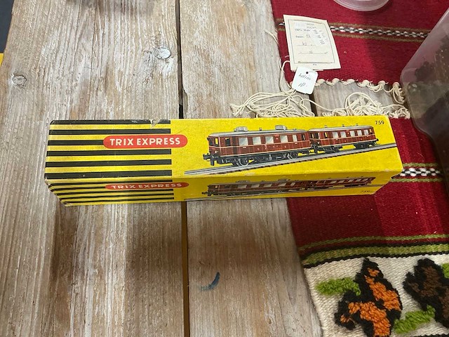 Trix expres - model making - afbeelding 20 van  26