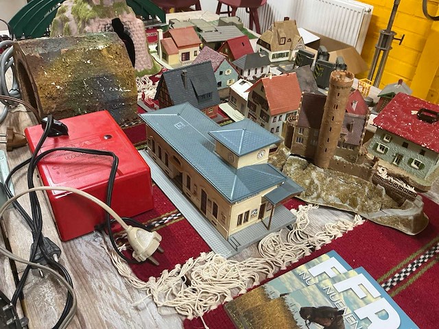 Trix expres - model making - afbeelding 21 van  26