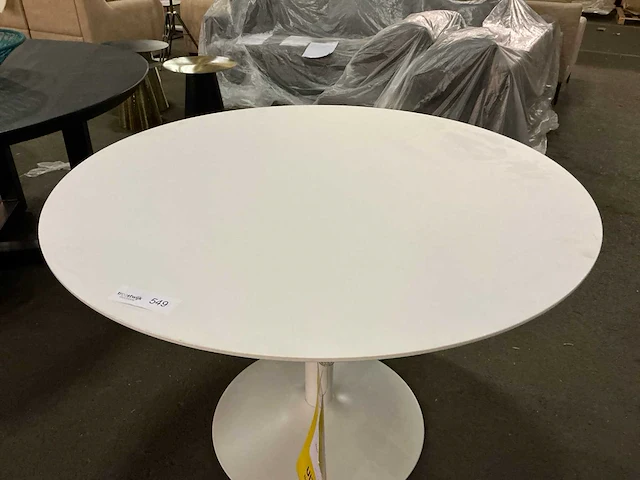 Trondheim eetkamertafel (110 ø cm) - afbeelding 2 van  3