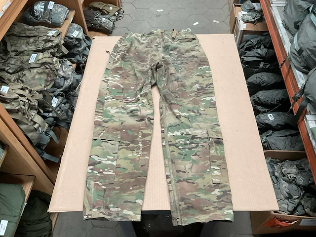 Trouser - afbeelding 5 van  6
