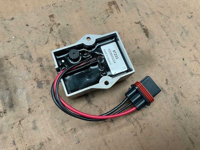 Truck-lite solid state flasher (10x) - afbeelding 2 van  4