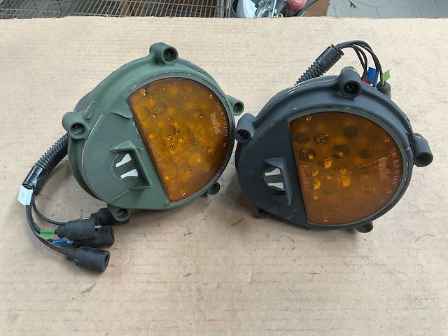 Trucklite tail light (2x) - afbeelding 5 van  5