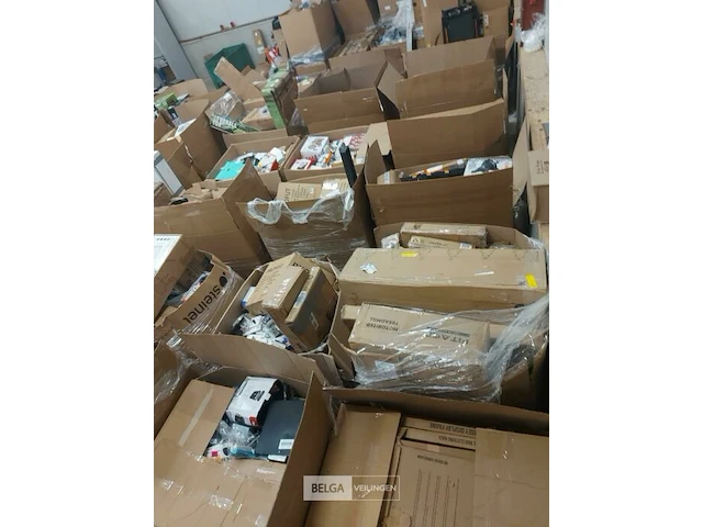 Truckload of consumer goods & more 400 pallets customer returns, total retail € 279000.00 - afbeelding 26 van  29