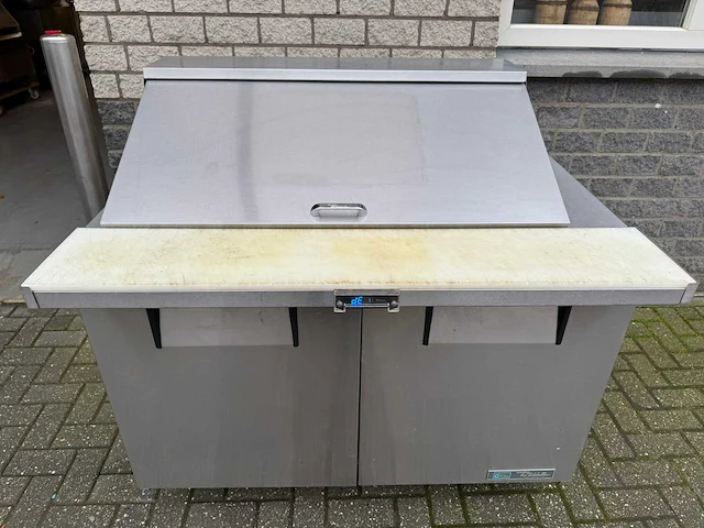 True - 2 deurs + salade - koelwerkbank - afbeelding 2 van  7