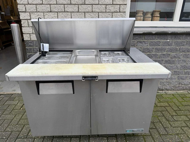 True - 2 deurs + salade - koelwerkbank - afbeelding 3 van  7