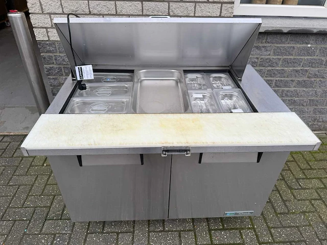 True - 2 deurs + salade - koelwerkbank - afbeelding 4 van  7