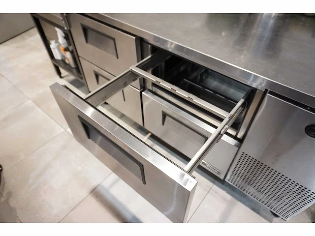 True - tuc-67d-4-hc - koelwerkbank - afbeelding 3 van  5