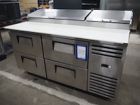 True - afbeelding 1 van  10