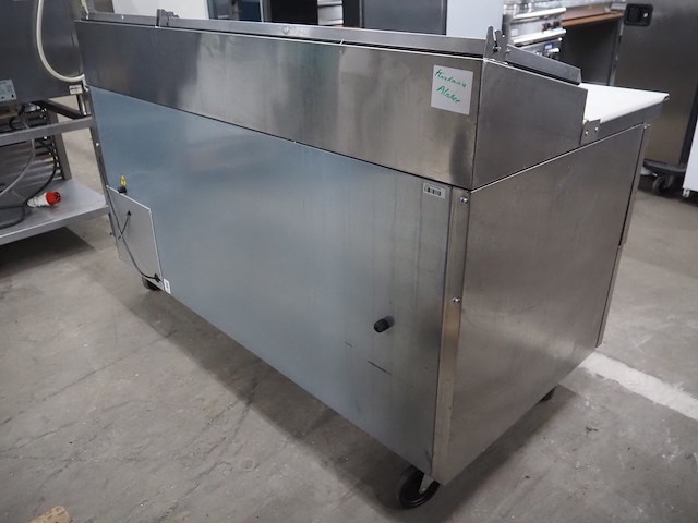 True - afbeelding 4 van  10