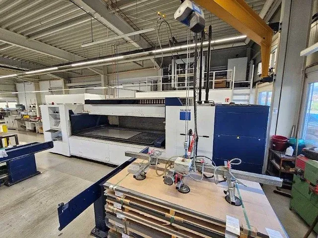 Trumpf - trulaser 1030 - lasersnijmachine - 2011 - afbeelding 2 van  7