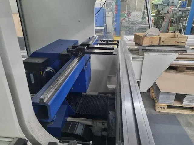 Trumpf - trumabend v85 - cnc kantbank - 1998 - afbeelding 6 van  7