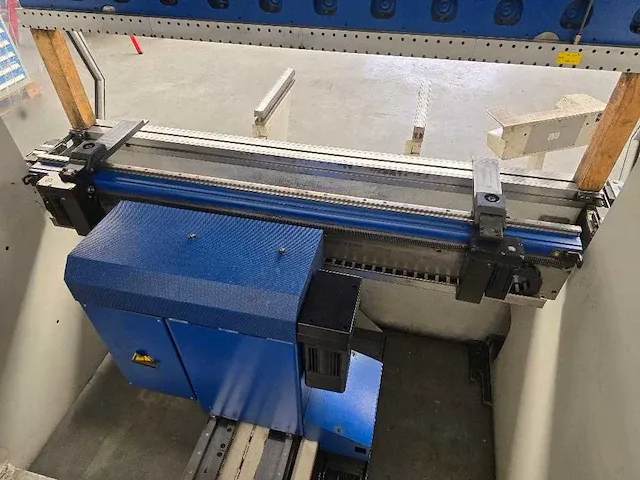Trumpf - trumabend v85 - cnc kantbank - 1998 - afbeelding 10 van  16