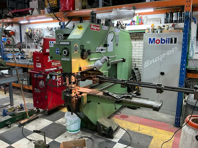 Trumpf cn901 pons-nibbel machine - afbeelding 12 van  51