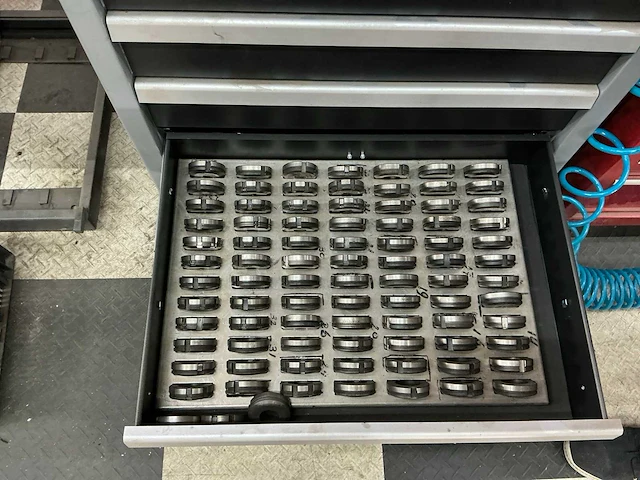 Trumpf cn901 pons-nibbel machine - afbeelding 35 van  51