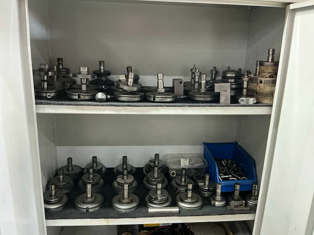 Trumpf cn901 pons-nibbel machine - afbeelding 49 van  51