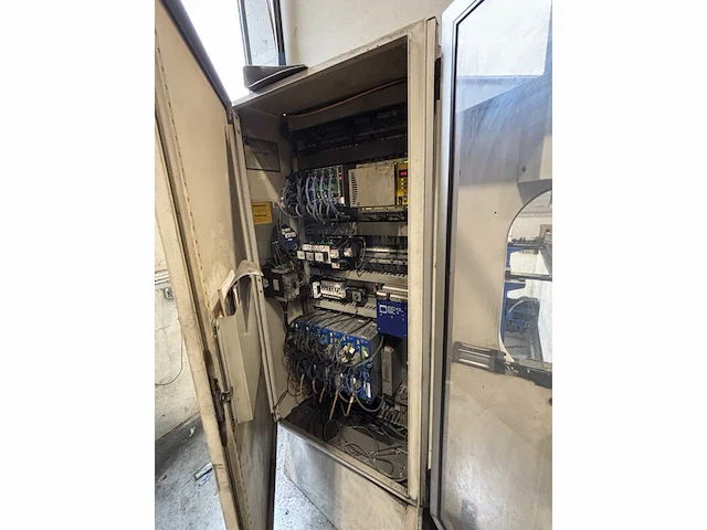 Trumph - 1999 - trumabend v230 - cnc kantbank - afbeelding 8 van  9