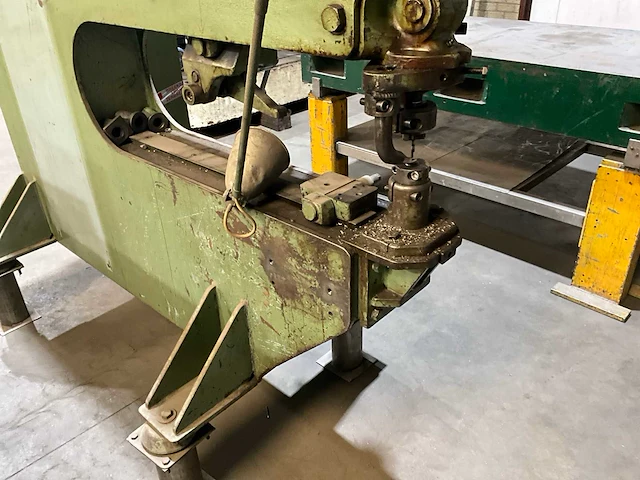 Trumph tas 63 pons-nibbelmachine - afbeelding 7 van  8